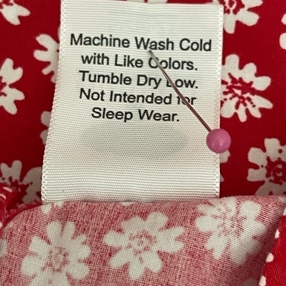 Mulberribush sz 2T dress red with a white print - Picture 9 of 9